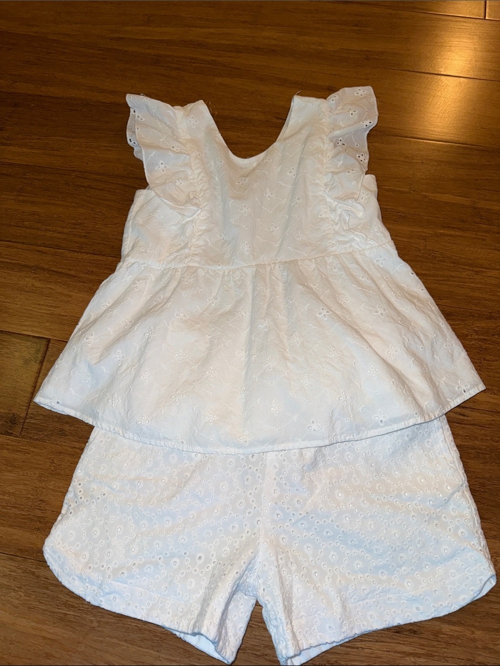 Girls white eyelet top and shorts size 10